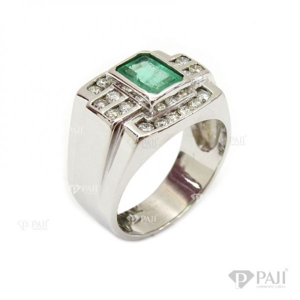 Nhẫn emerald vàng trắng và kim cương 14k chế tác đẹp, tinh xảo, sắc nét