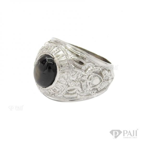 Nhẫn nam bạc đá quý sẽ là sản phẩm được nhiều quý ông yêu thích và lựa chọn.